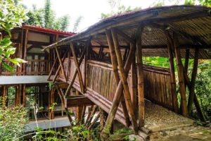 cabañas y habitaciones de bambu en cuetzalan puebla tosepan kali