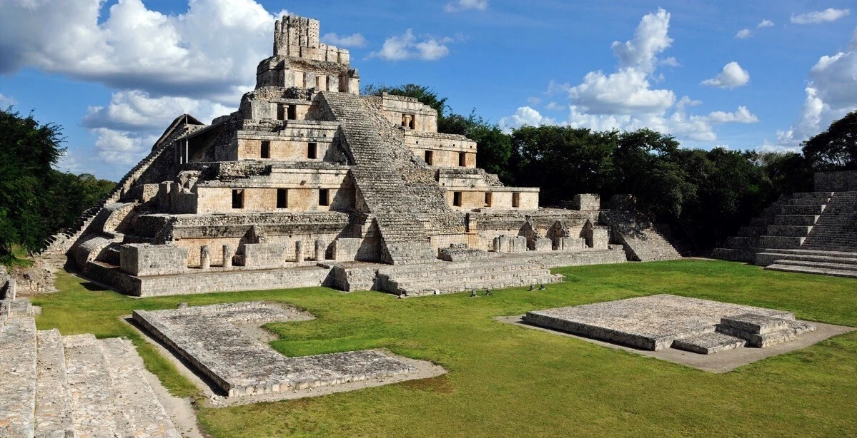 Campeche archaeological site of Edzna